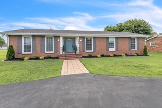 308 Westhill Dr, Lebanon, TN 37087