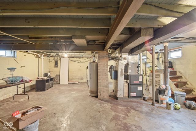 1047 N Berwick Avenue, Indianapolis, IN 46222