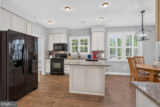 47638 RHYOLITE PL, Sterling, VA 20165