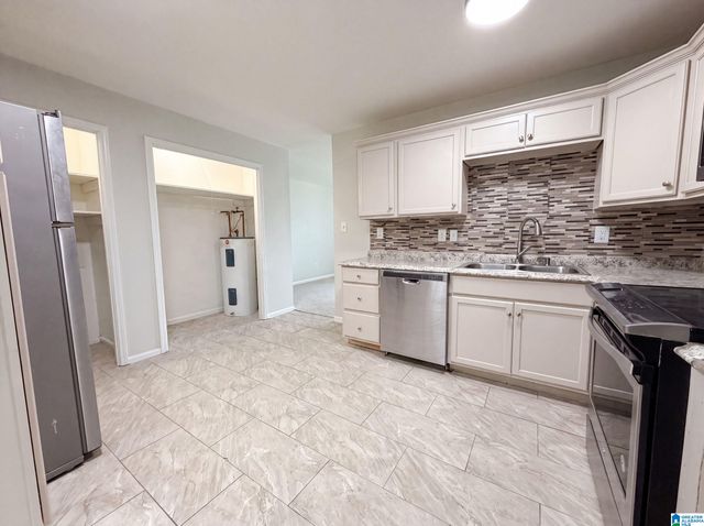 405 ANNIE LEE ROAD, Trussville, AL 35173