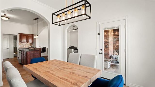 1507 NW 13th Place, Moore, OK 73170