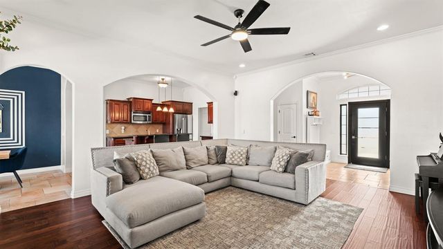 1507 NW 13th Place, Moore, OK 73170