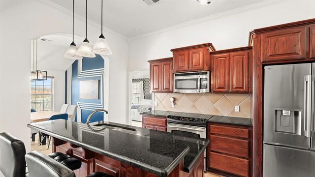 1507 NW 13th Place, Moore, OK 73170