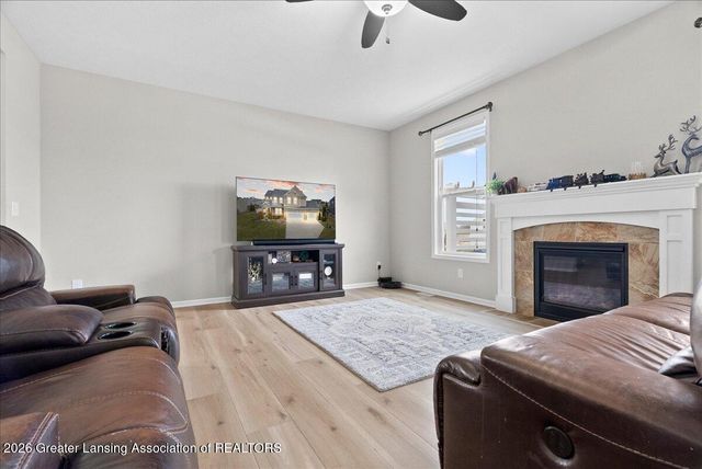 10602 Ballinalee Lane, Grand Ledge, MI 48837