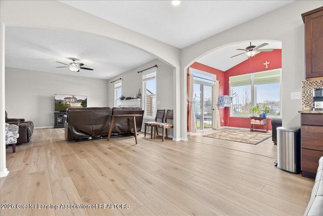 10602 Ballinalee Lane, Grand Ledge, MI 48837