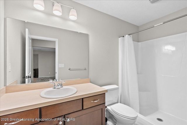 10602 Ballinalee Lane, Grand Ledge, MI 48837