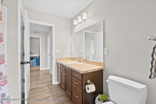 10602 Ballinalee Lane, Grand Ledge, MI 48837