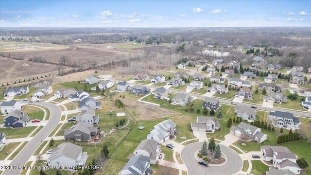 10602 Ballinalee Lane, Grand Ledge, MI 48837