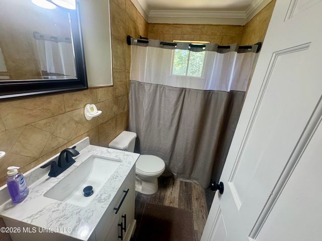 128 Colebrook Avenue, Jackson, MS 39209