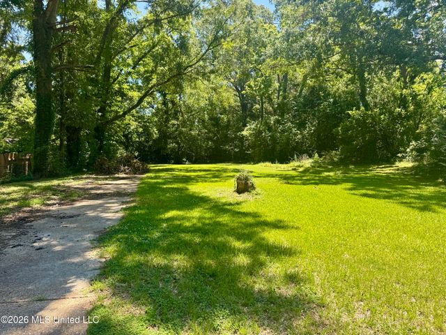 128 Colebrook Avenue, Jackson, MS 39209