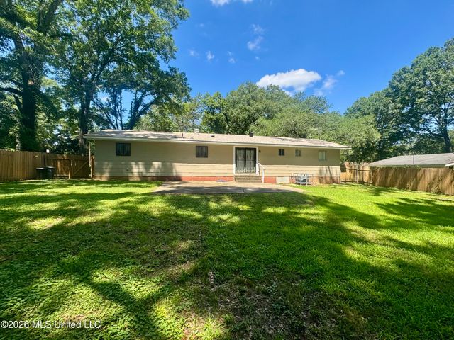 128 Colebrook Avenue, Jackson, MS 39209
