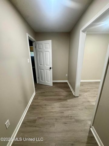 128 Colebrook Avenue, Jackson, MS 39209