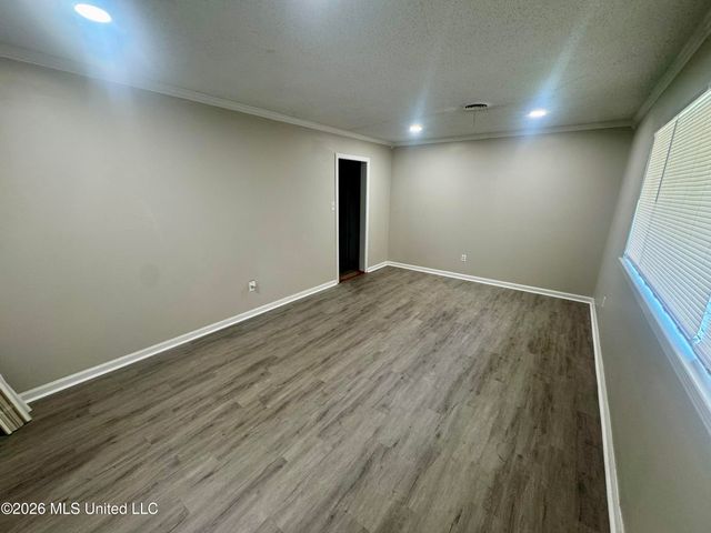 128 Colebrook Avenue, Jackson, MS 39209
