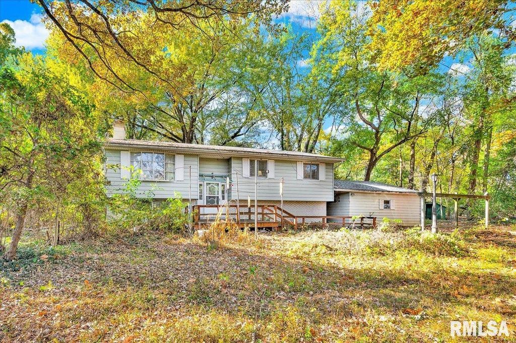 1315 MILLPOINT Road, East Peoria, IL 61611