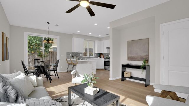 17125 Laurel Oak Ln, Lathrop, CA 95330