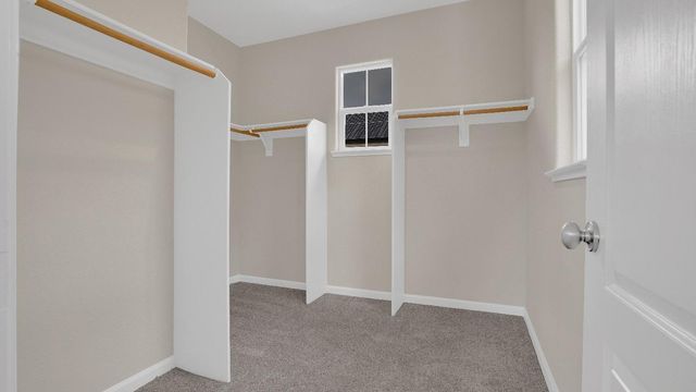 17125 Laurel Oak Ln, Lathrop, CA 95330