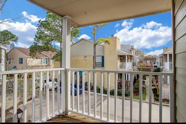 2220 Bering Drive 6, Houston, TX 77057