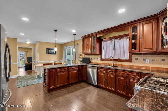 250 Bartley Road, Jackson, NJ 08527