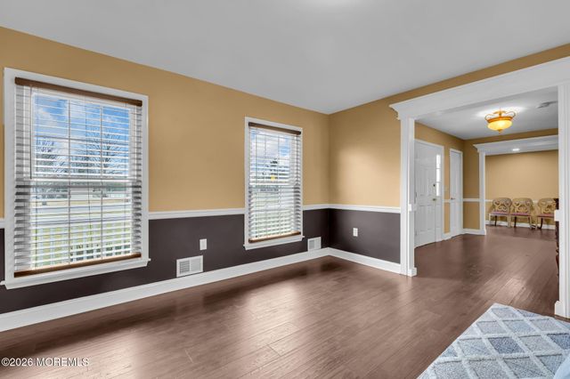 250 Bartley Road, Jackson, NJ 08527