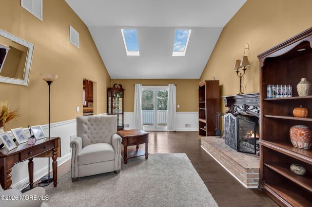 250 Bartley Road, Jackson, NJ 08527