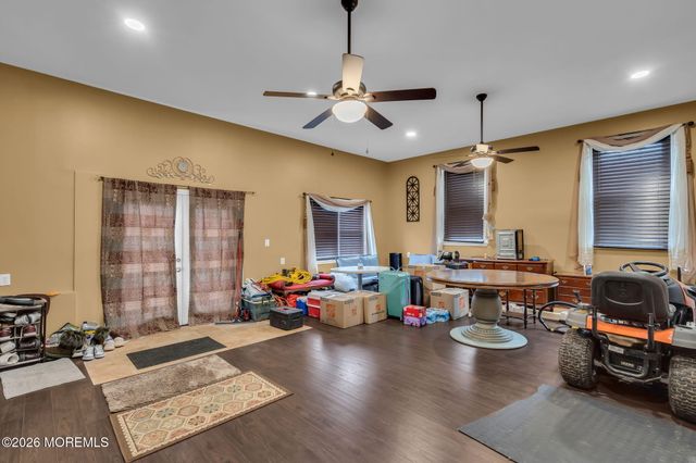 250 Bartley Road, Jackson, NJ 08527