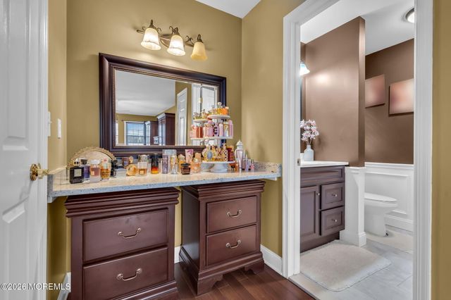 250 Bartley Road, Jackson, NJ 08527