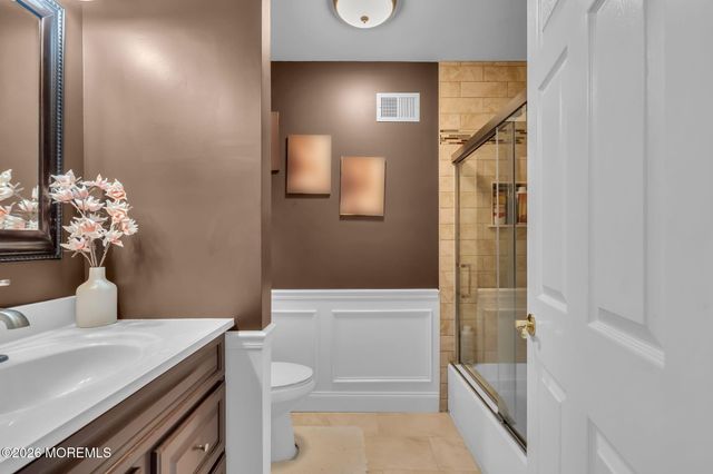 250 Bartley Road, Jackson, NJ 08527