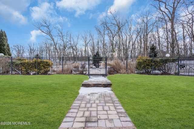 250 Bartley Road, Jackson, NJ 08527