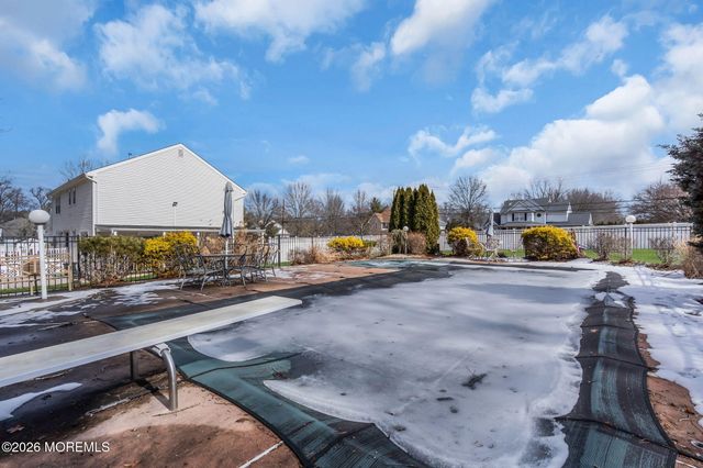 250 Bartley Road, Jackson, NJ 08527