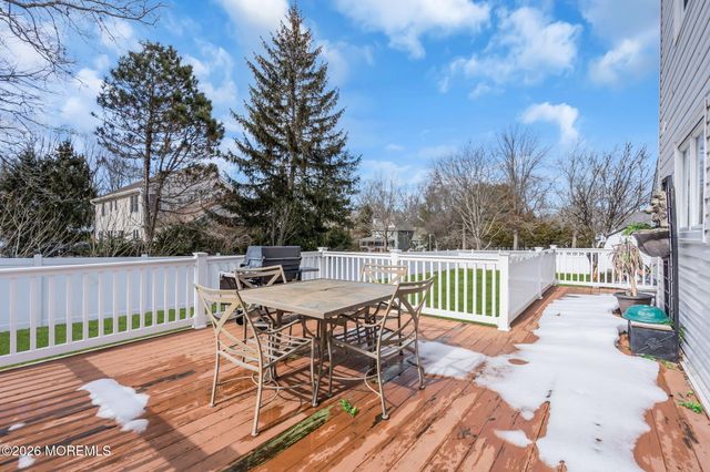 250 Bartley Road, Jackson, NJ 08527