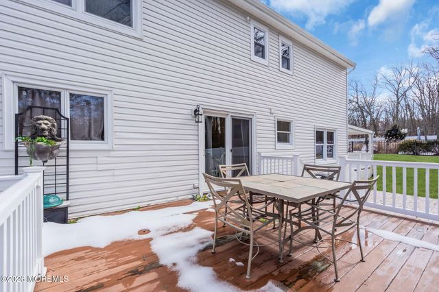 250 Bartley Road, Jackson, NJ 08527