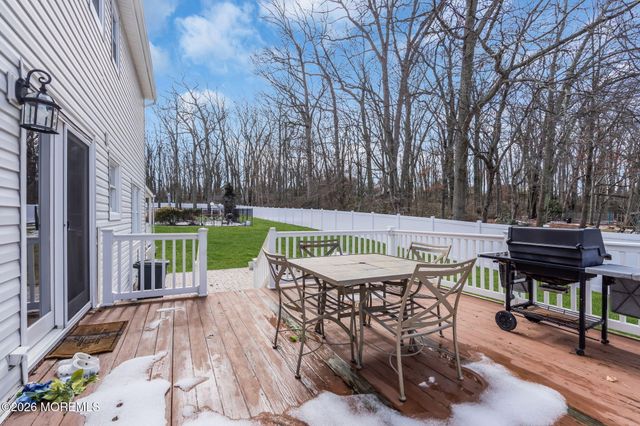 250 Bartley Road, Jackson, NJ 08527