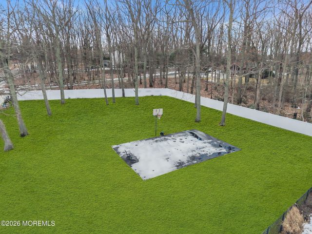 250 Bartley Road, Jackson, NJ 08527