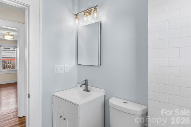 100 Bradley Street, Asheville, NC 28806