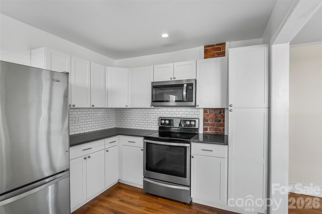 100 Bradley Street, Asheville, NC 28806