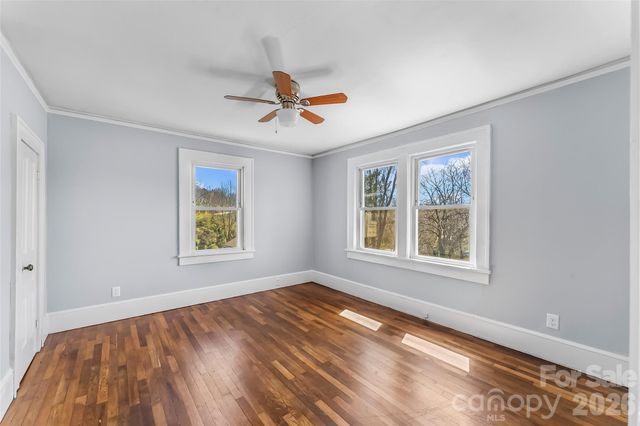 100 Bradley Street, Asheville, NC 28806