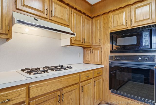 342 S Main Street, Kellyville, OK 74039