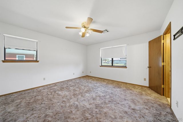 342 S Main Street, Kellyville, OK 74039