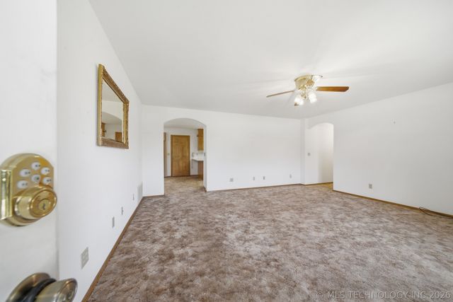 342 S Main Street, Kellyville, OK 74039