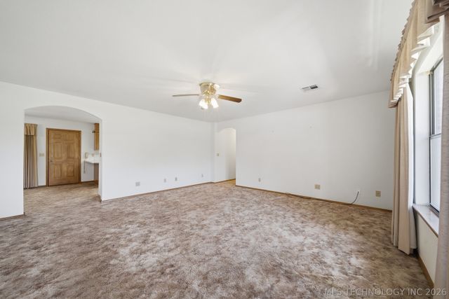 342 S Main Street, Kellyville, OK 74039