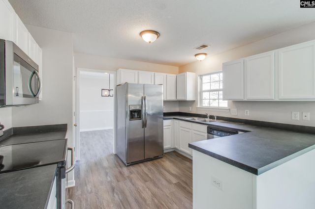 229 Keystone Drive, Hopkins, SC 29061