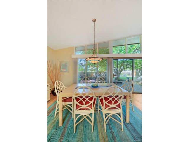 325 Mohawk Dr, Boulder, CO 80303