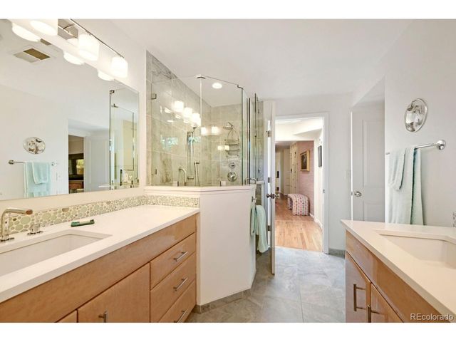 325 Mohawk Dr, Boulder, CO 80303