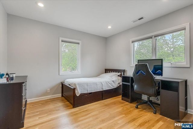 670 Swathmore Lane, Paramus, NJ 07652
