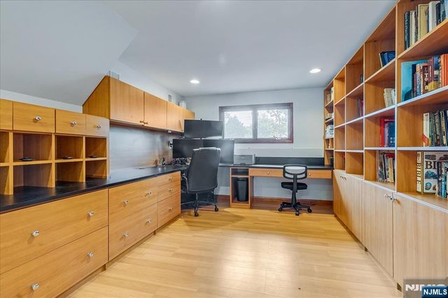 670 Swathmore Lane, Paramus, NJ 07652
