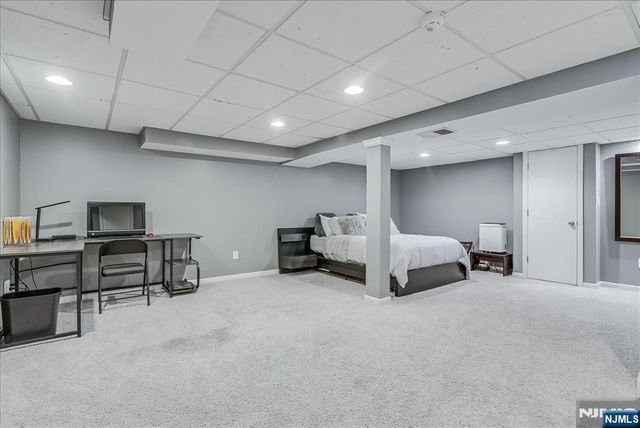 670 Swathmore Lane, Paramus, NJ 07652