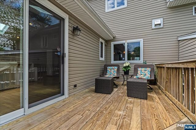 670 Swathmore Lane, Paramus, NJ 07652