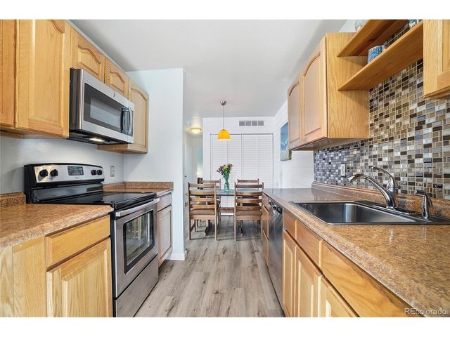 7924 Chase Cir 132, Arvada, CO 80003