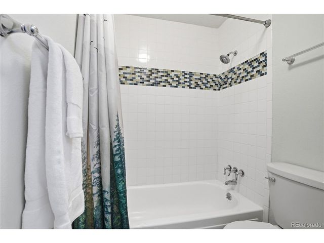 7924 Chase Cir 132, Arvada, CO 80003