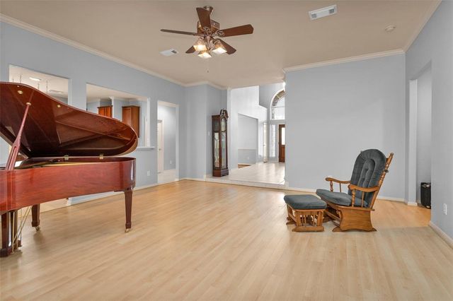 18607 Mosshill Estates Lane, Cypress, TX 77429